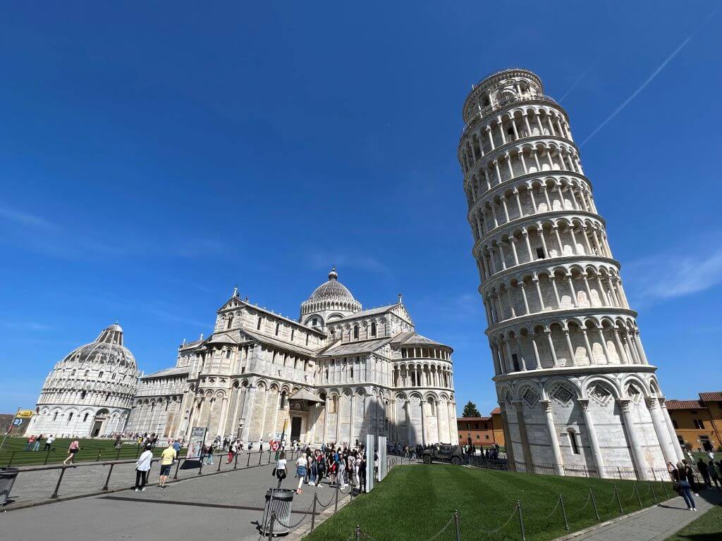 Exterior of the Pisa Cathedral with intricate carvings and sculptures