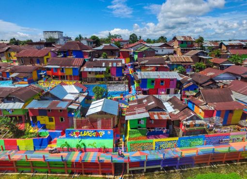 Kampung Warna-warni: Mosaik Budaya dan Seni di Malang