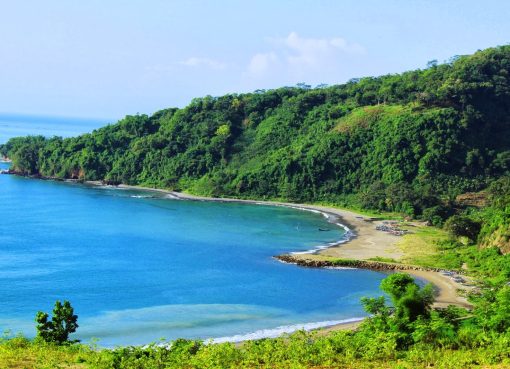 Pesona Pelabuhan Ratu: Keindahan Pantai dan Legenda Nyi Roro Kidul yang Mempesona