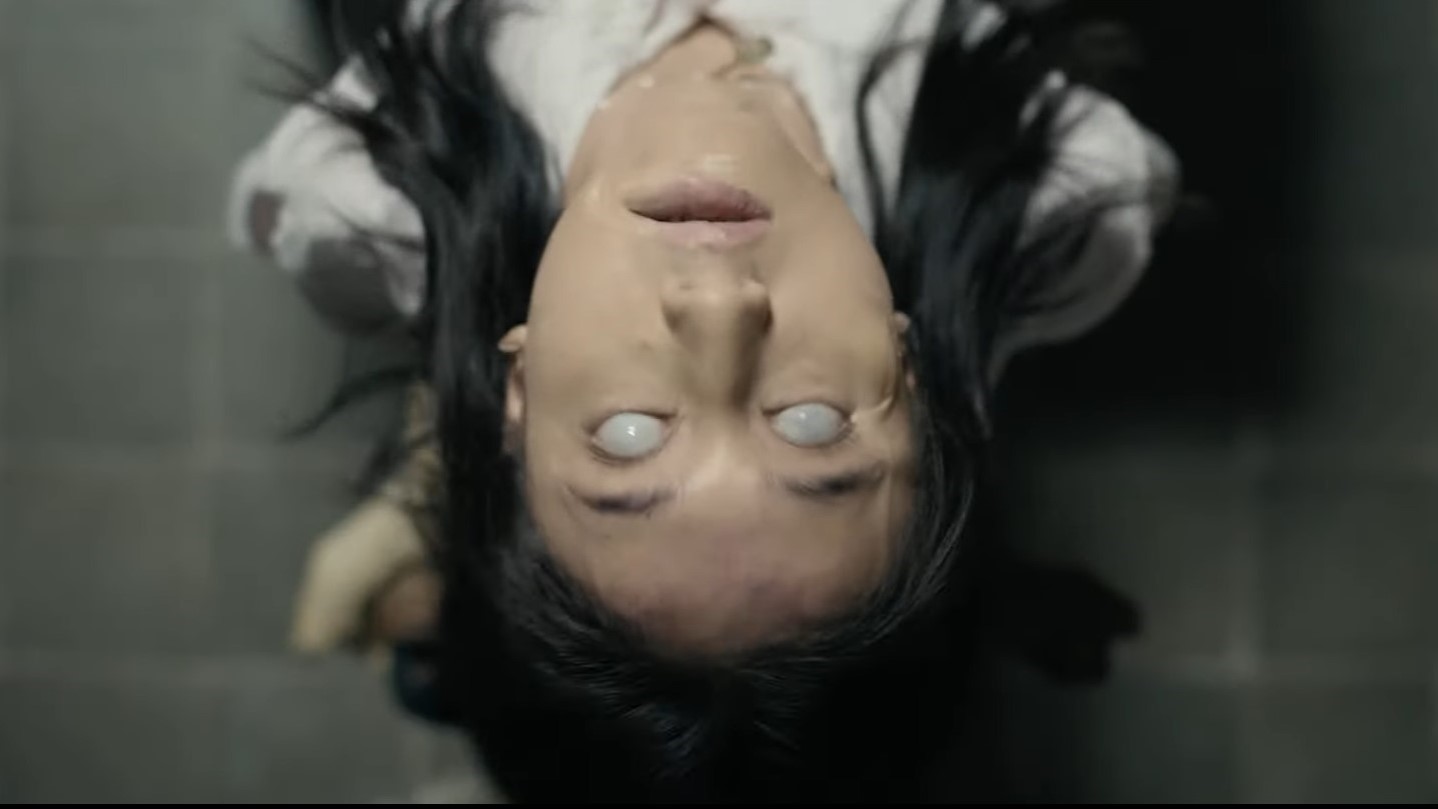 Keseruan Film Malam Pencabut Nyawa