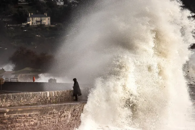 Storm Ingrid dan Getaran Emosi di Balik Amukan Alam yang Mengubah Banyak Cerita