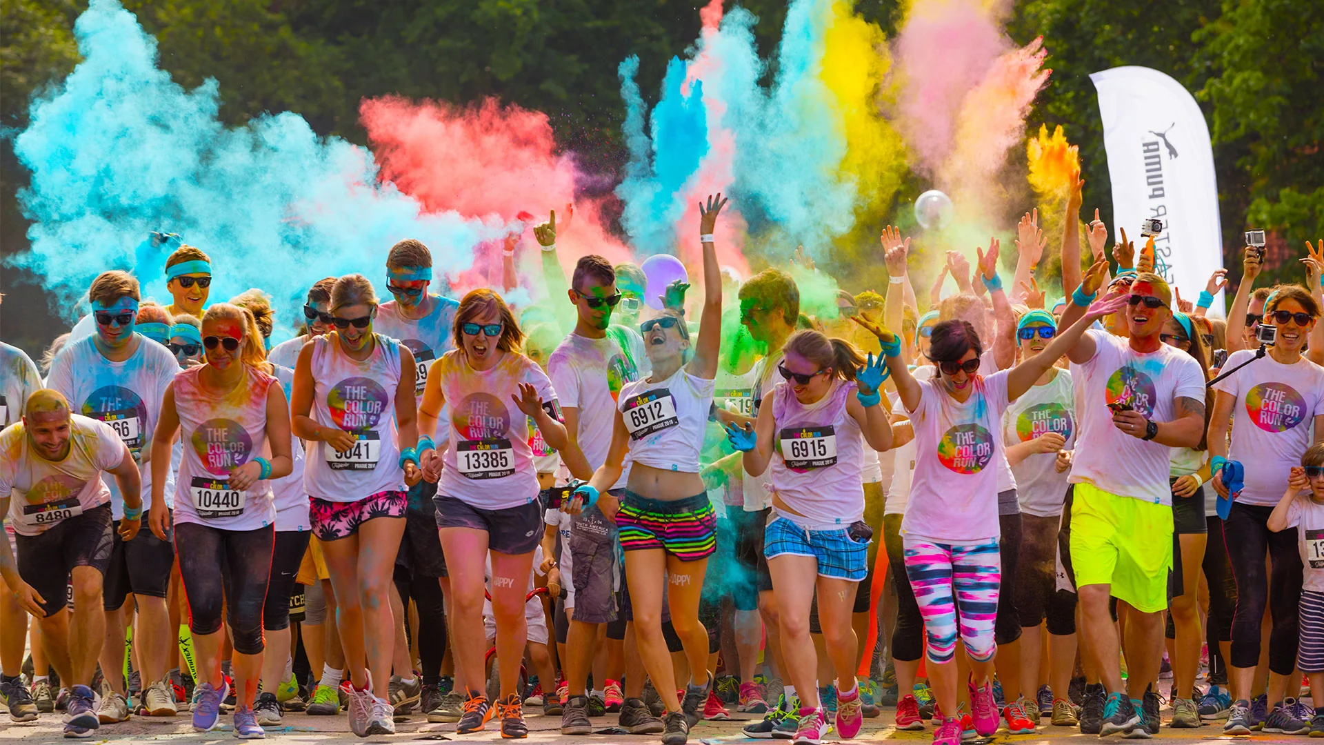 The Color Run: Lari Penuh Warna dan Energi Positif