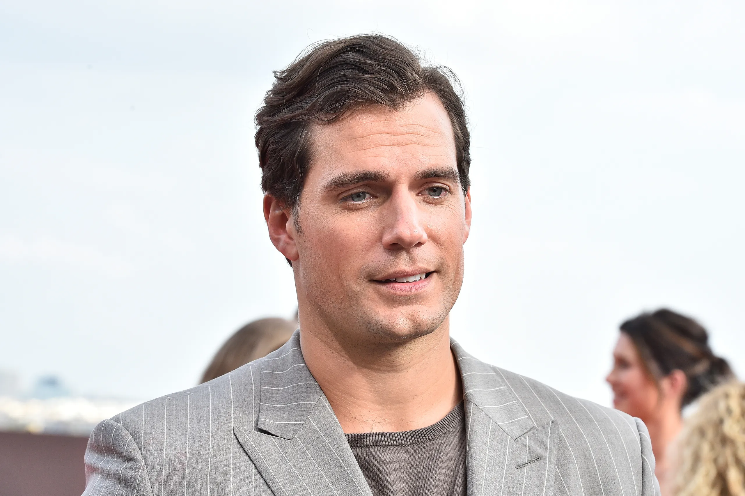 Transformasi Karier Henry Cavill dari Aktor Pendukung Menjadi Ikon Global