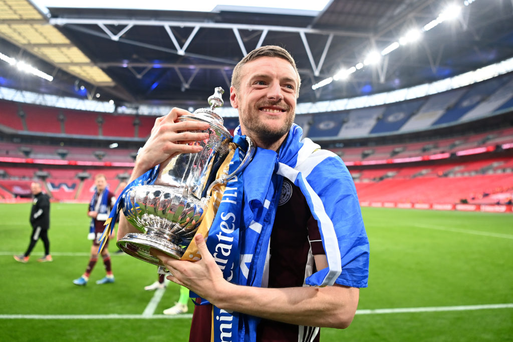 Legenda Leicester City: Kisah Para Pahlawan yang Mengubah Klub Biasa Menjadi Simbol Keajaiban Sepak Bola
