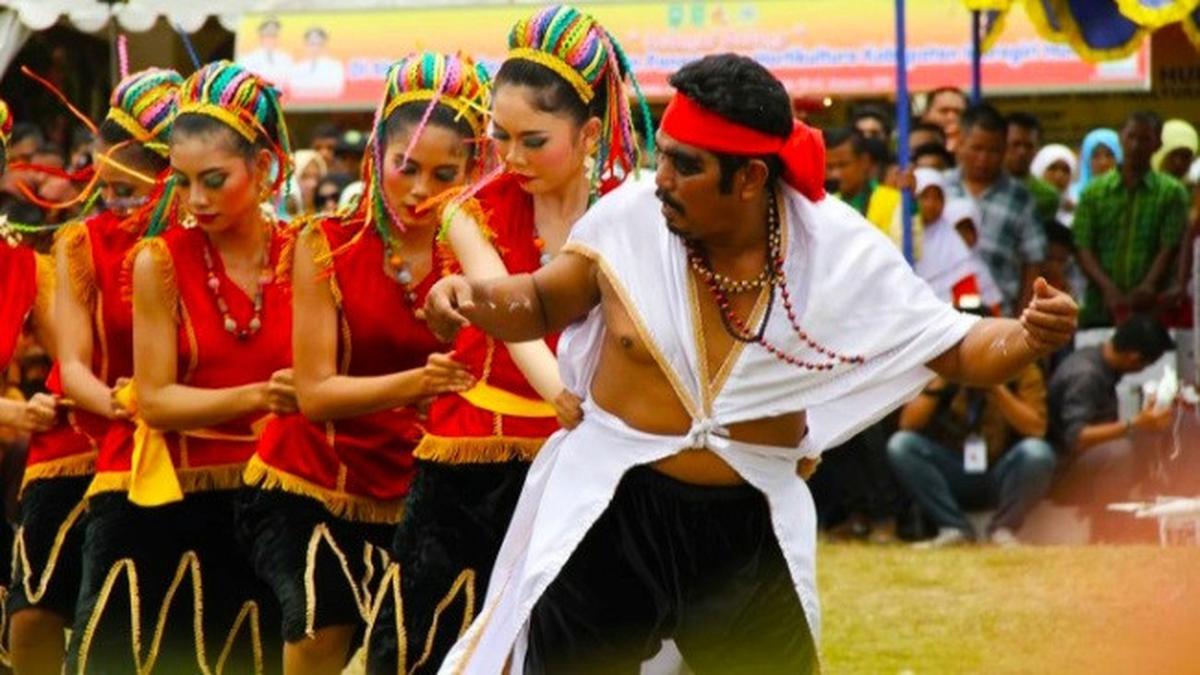 Mengenal Tari Rentak Bulian